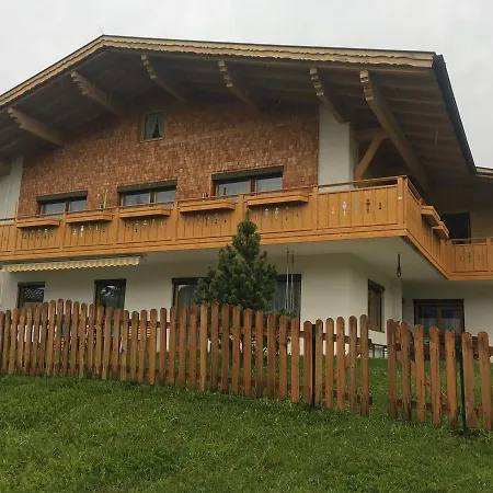 Haus Lorenz Homestay szállás Grän